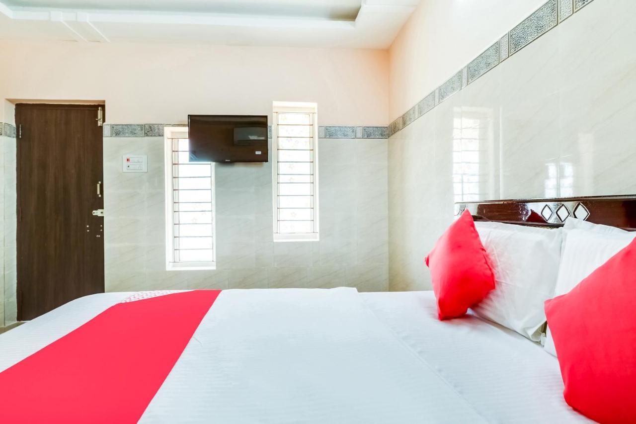 Hotel Oyo 68320 Bgr Residency Tirupati Exterior foto